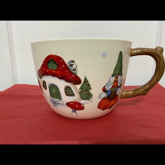 Holiday Time - 2 quart decorative bowl - Picture 2 of 3
